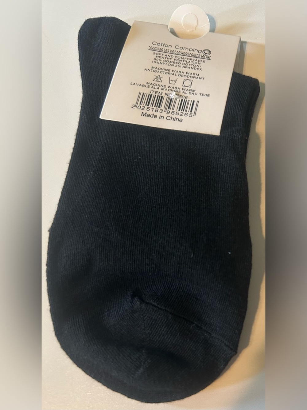 alo Low-Cut Socks - Black
Sold Separately - Picture 2 of 2